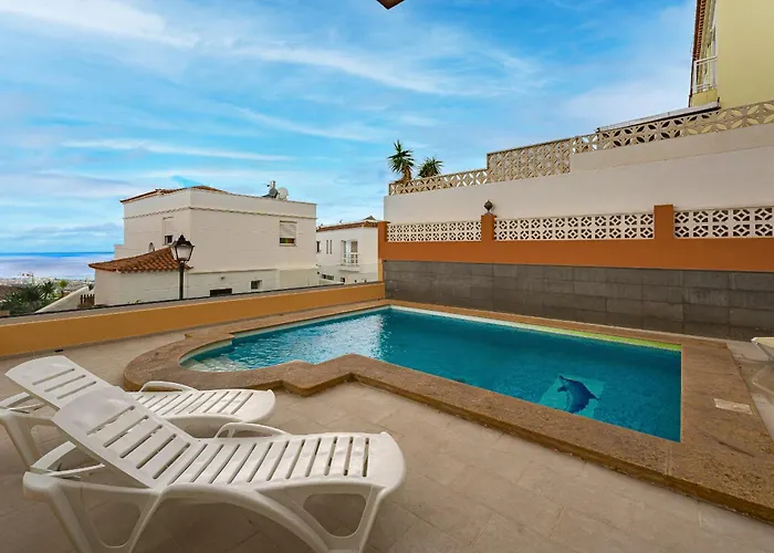 - 3 Bedroom House With Pool Casa de Férias