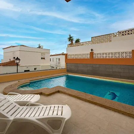 - 3 Bedroom House With Pool 度假居
