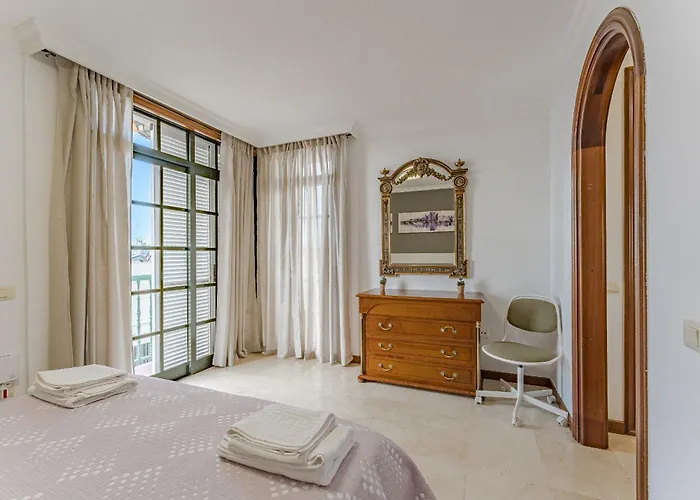 Сasa de vacaciones - 3 Bedroom House With Pool Chayofa