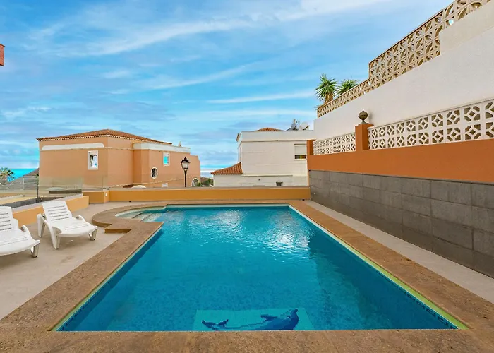 - 3 Bedroom House With Pool Nyaraló