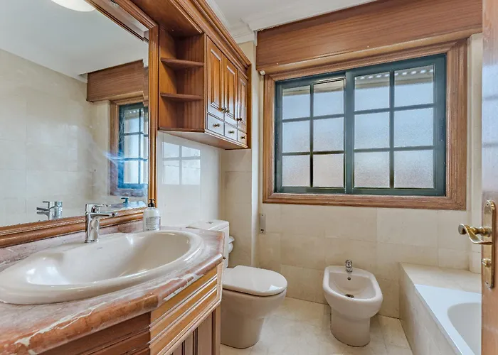 - 3 Bedroom House With Pool Dom wakacyjny *